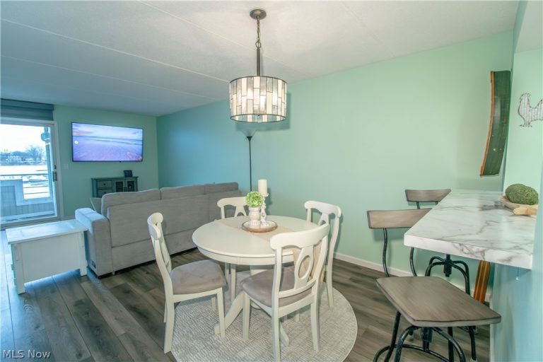 30 Marina Point Drive, Sandusky, OH - Photo 8