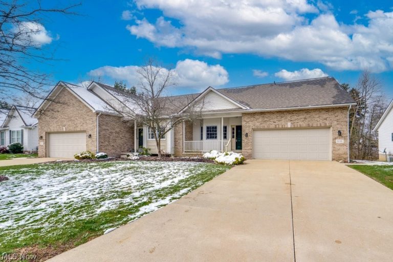 1235 Spring Ridge Circle, Alliance, OH - Photo 4