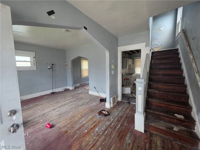 13116 Harvard Avenue, Cleveland, OH - Photo 2