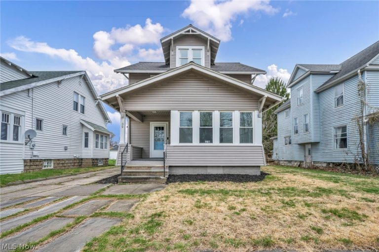 39 25th Street, Barberton, OH, 44203