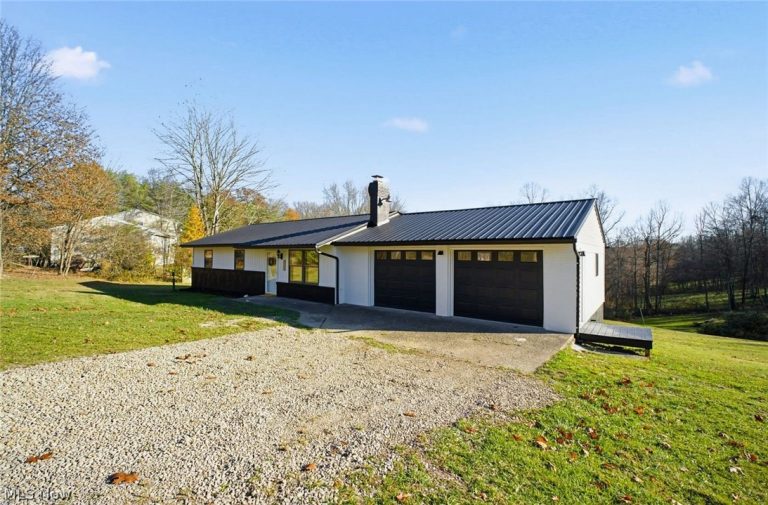 1747 Airport Road, Mcconnelsville, OH - Photo 2