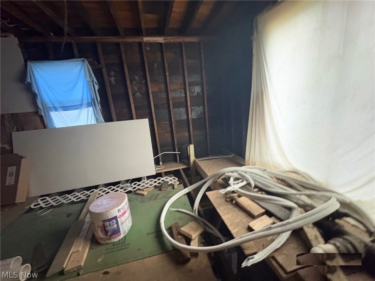 4101 Pensacola Avenue, Cleveland, OH - Photo 5