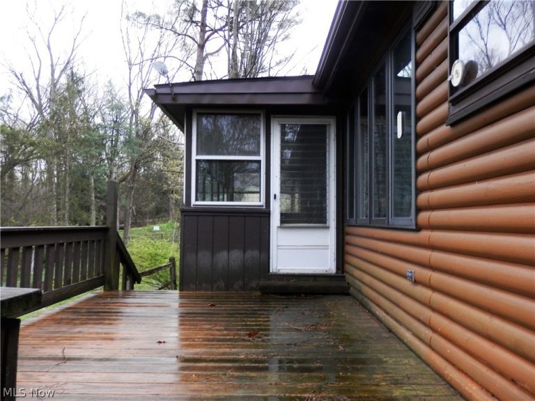 10200 Mayfield Road, Chesterland, OH - Photo 4