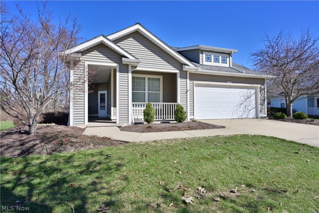 1908 Pembrooke Lane, Avon, OH