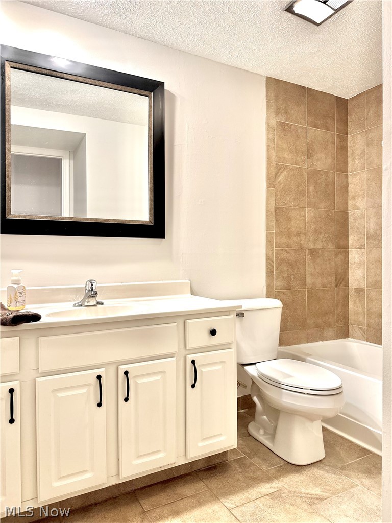 42 Gloucester Court #3A, Akron, OH - Photo 5