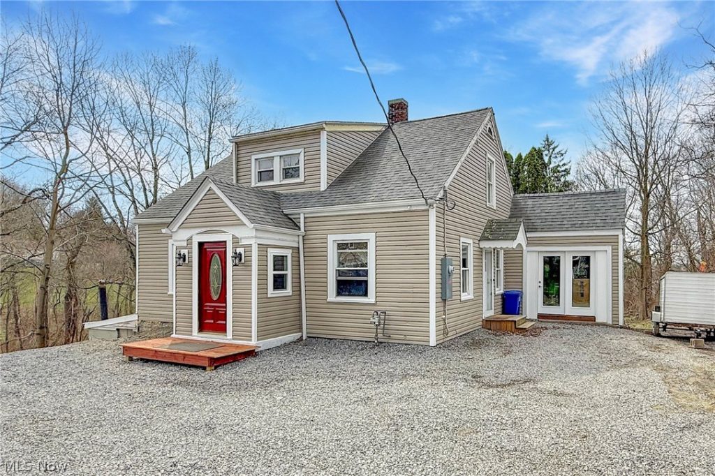 701 Lovers Lane, Steubenville, OH