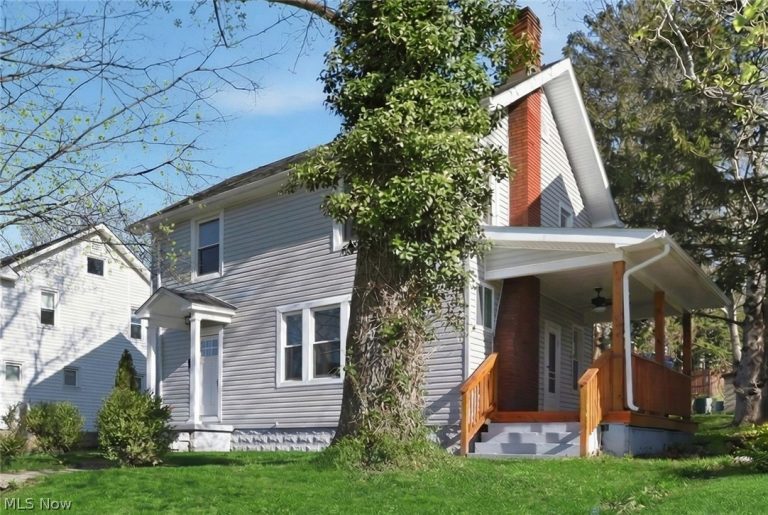637 Lenox Avenue, Zanesville, OH - Photo 2