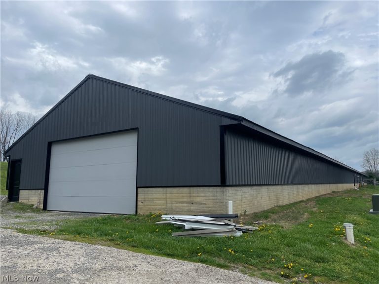 2861 State Route 93, Sugarcreek, OH, 43804