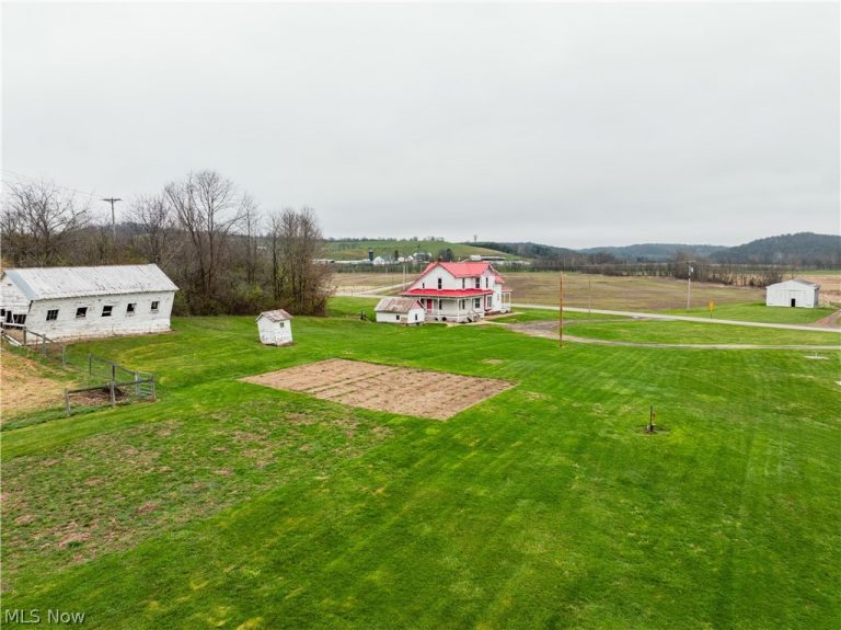 19114 Licking Valley Road, Frazeysburg, OH - Photo 6