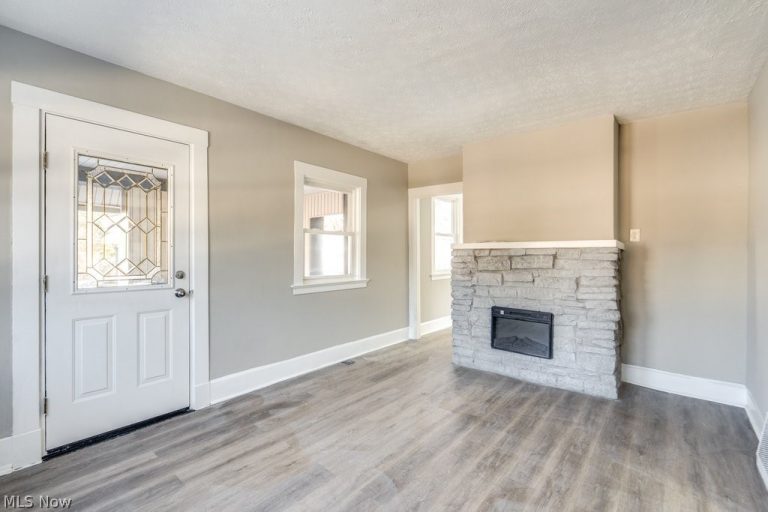 561 Melrose Street, Akron, OH - Photo 4