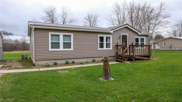 8698 Pierce Road, Garrettsville, OH - Photo 3