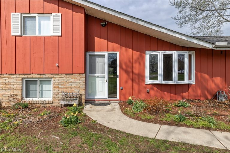 3900 Case Road, Avon, OH - Photo 2