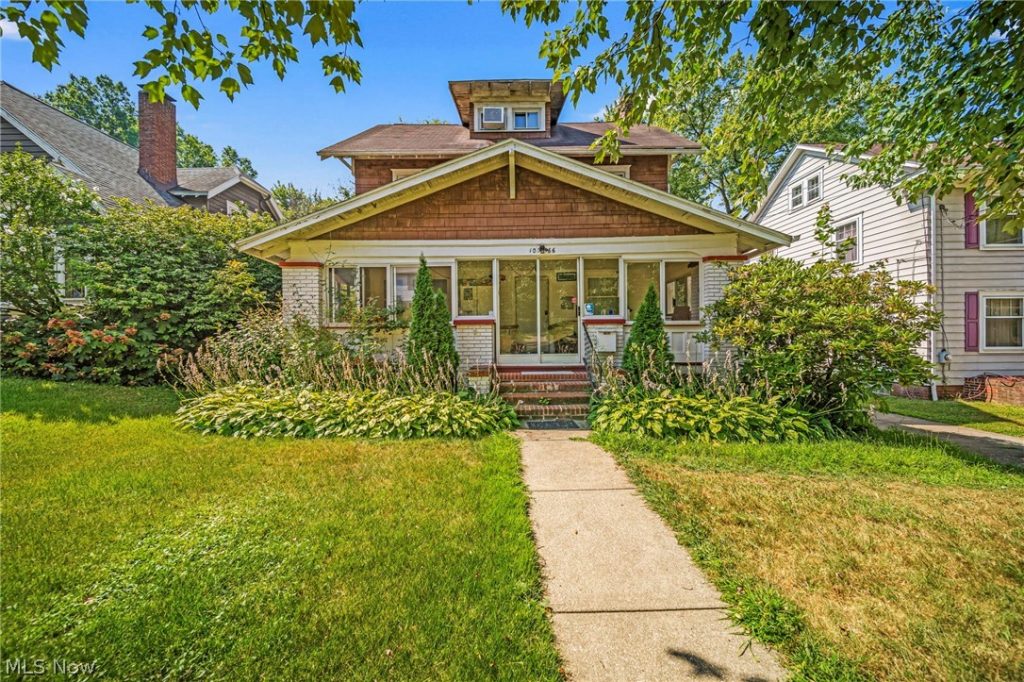 1066 Emma Avenue, Akron, OH