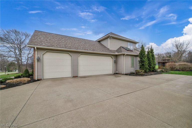 1166 Brandywine Drive, Medina, OH - Photo 3