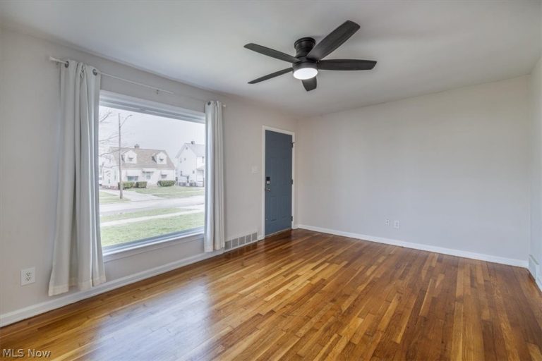 3111 Tuxedo Avenue, Parma, OH - Photo 5