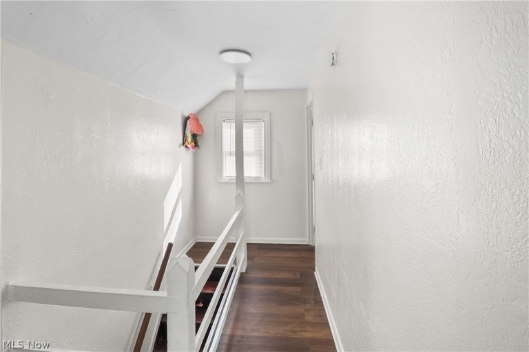 505 Brown Street, Akron, OH - Photo 4