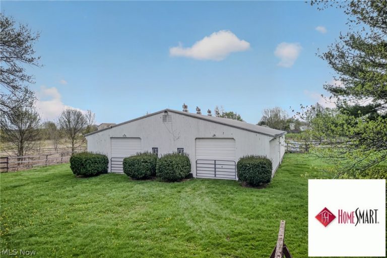 8675 Smith Road, Medina, OH - Photo 5