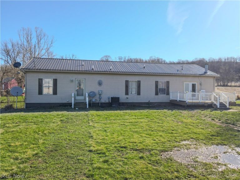 19345 Township Rd 121, Newcomerstown, OH - Photo 5