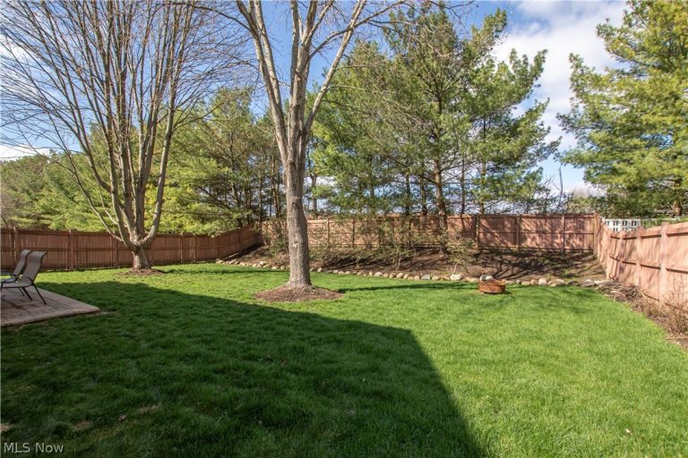 3412 Squires Bend, Cuyahoga Falls, OH - Photo 6