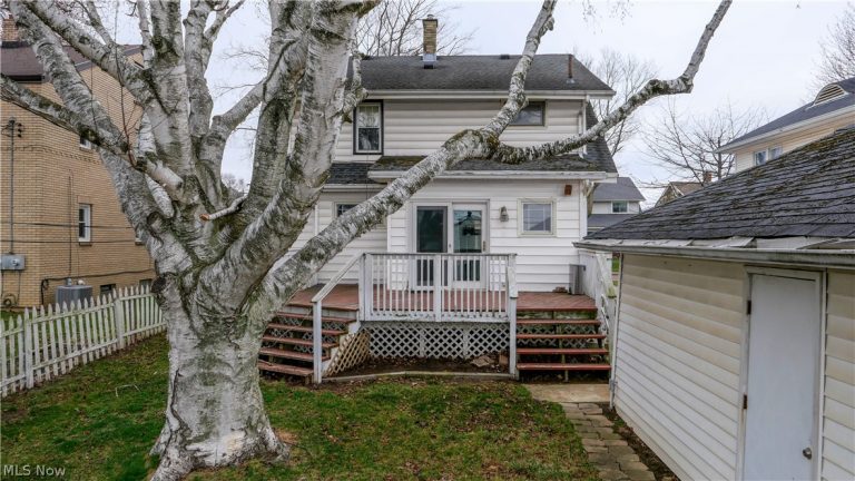 352 Bellflower Avenue, Canton, OH - Photo 2