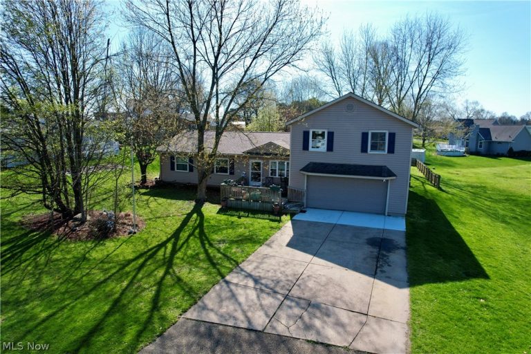 5000 Mildred Circle, Navarre, OH, 44662