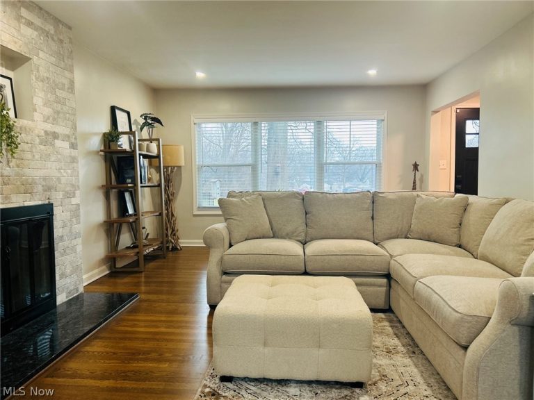 399 Mineola Avenue, Akron, OH - Photo 8