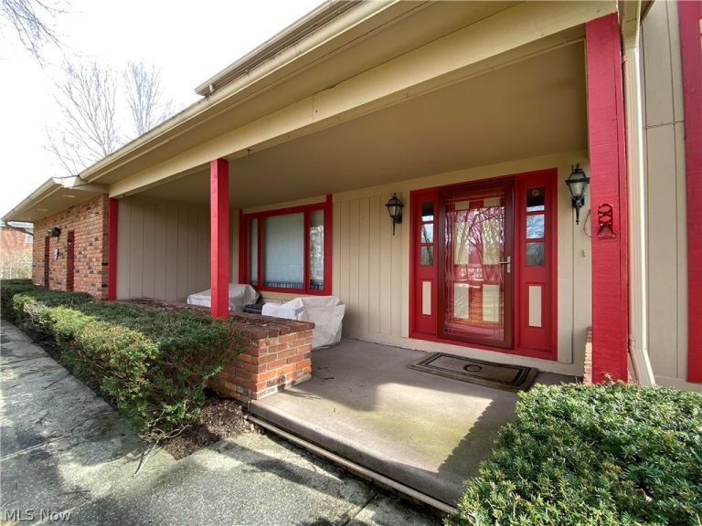 14789 Hitching Post Lane, Novelty, OH - Photo 3