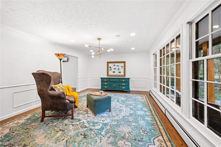 52 Carriage Stone Drive, Chagrin Falls, OH - Photo 4