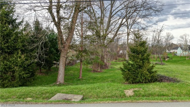 Pardee Road, Stow, OH, 44224