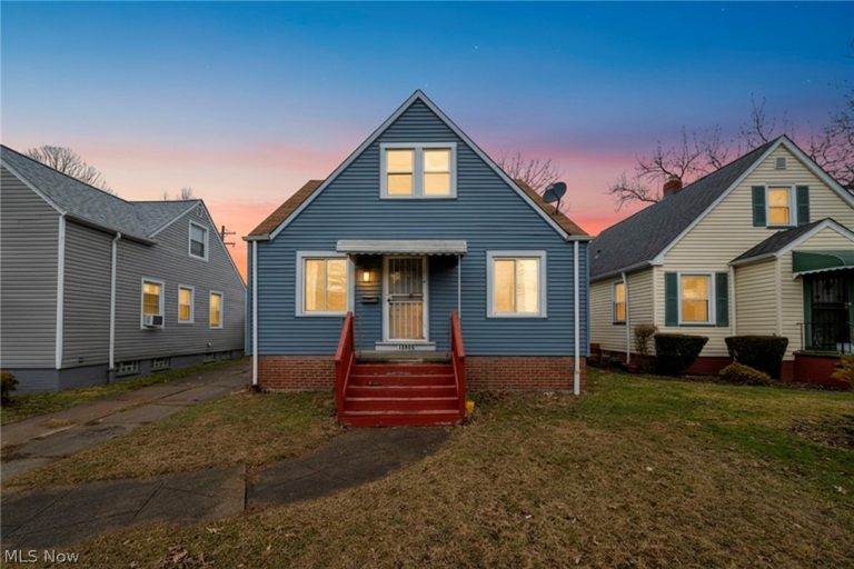 14905 Harvard Avenue, Cleveland, OH - Photo 2