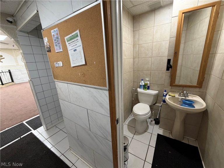 1300 7th Street, Canton, OH - Photo 8