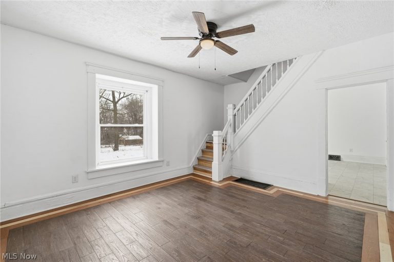 480 Bell Street, Akron, OH - Photo 5