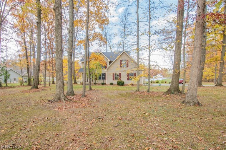 700 Stillwater Drive, Deerfield, OH - Photo 2
