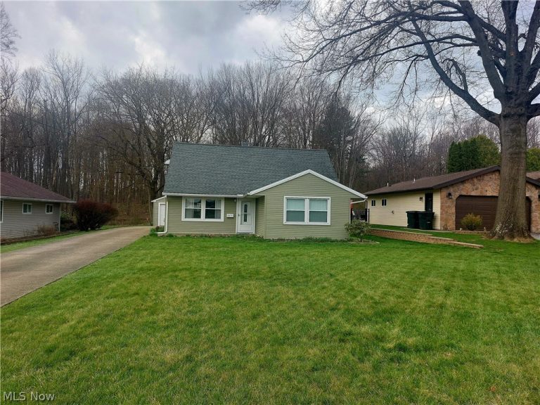 2215 Clyde Street, Poland, OH - Photo 2