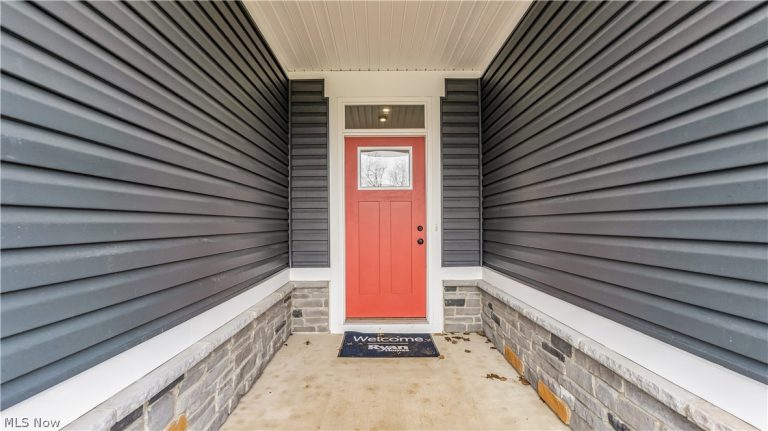 15224 Timber Ridge Drive, Middlefield, OH - Photo 4