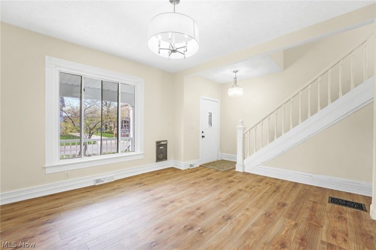 322 9th Street, Lorain, OH - Photo 5