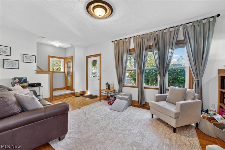 2059 15th Street, Cuyahoga Falls, OH - Photo 8