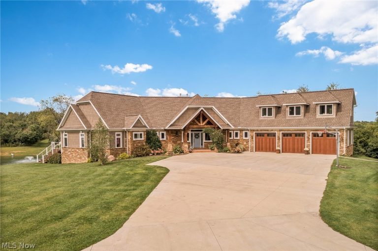 2197 Medina Line Road, Wadsworth, OH, 44281