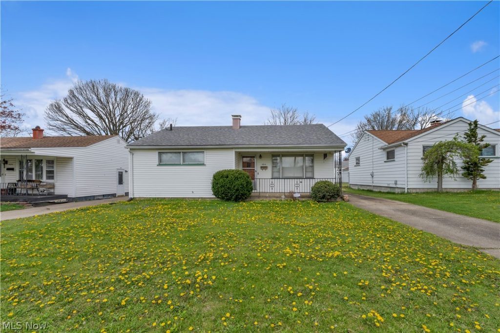 1614 Country Club Avenue, Youngstown, OH