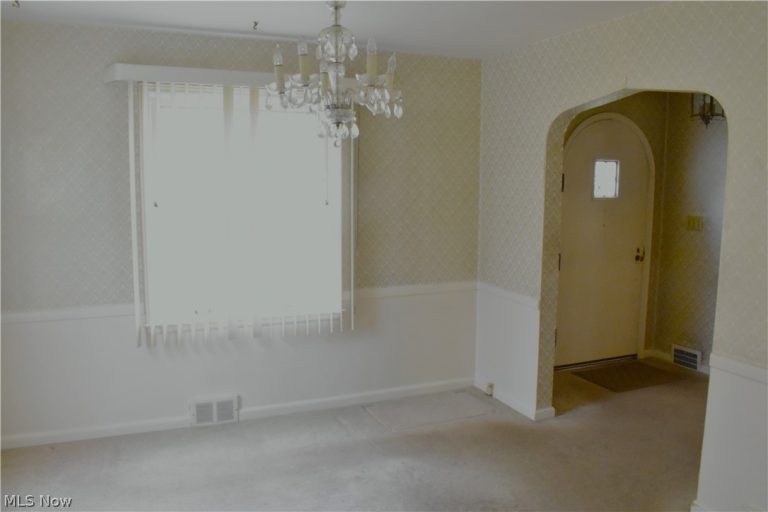 231 Trumbull Avenue, Warren, OH - Photo 6