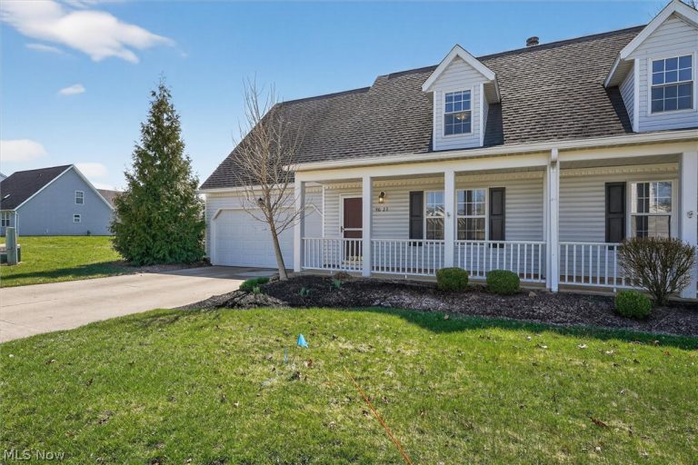 90 High Point Drive #27, Medina, OH - Photo 3