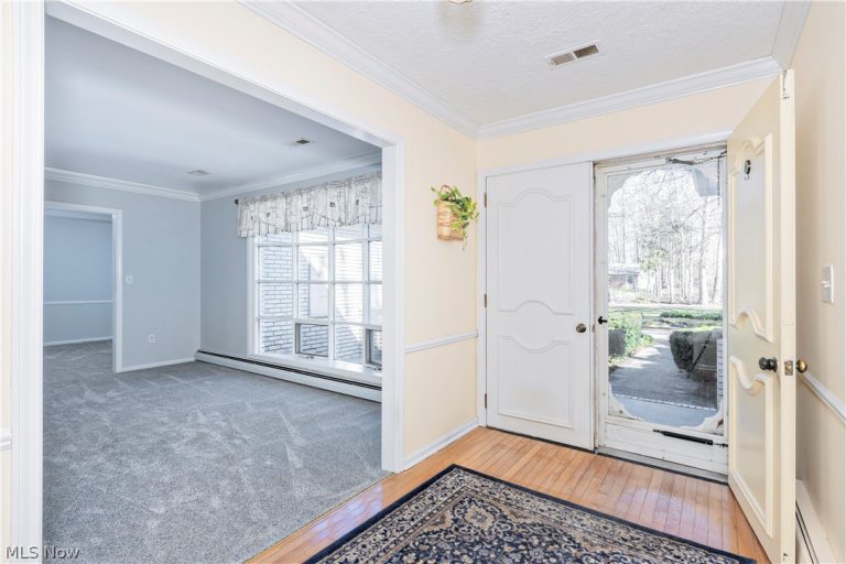 14988 Surrey Downs Drive, Novelty, OH - Photo 3