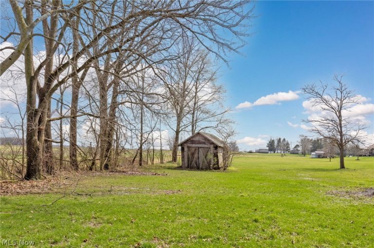 2554 Dry Lane Road, La Rue, OH - Photo 8