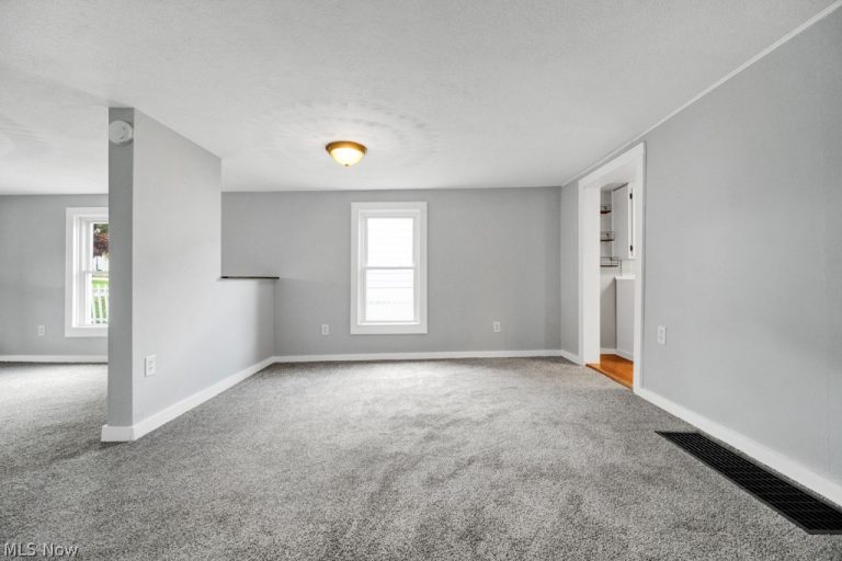 1099 Prospect Street, Barberton, OH - Photo 6