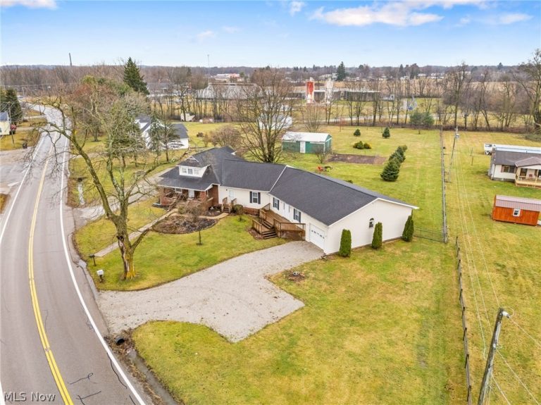 1640 Old Delaware Road, Mount Vernon, OH - Photo 4