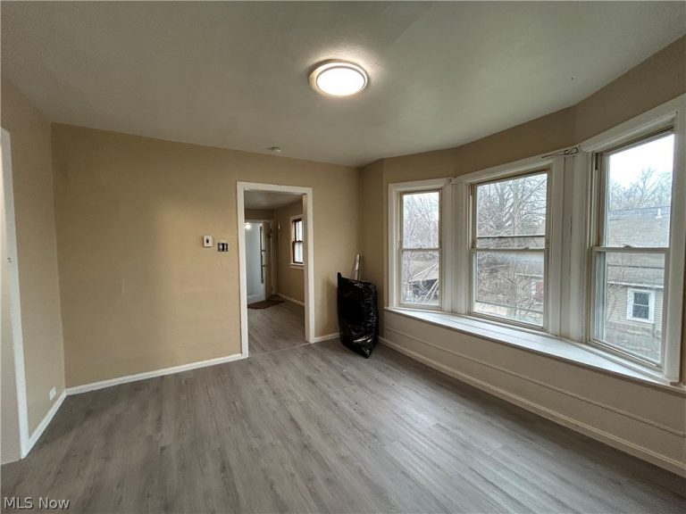 3448 69th Street #UP, Cleveland, OH - Photo 3