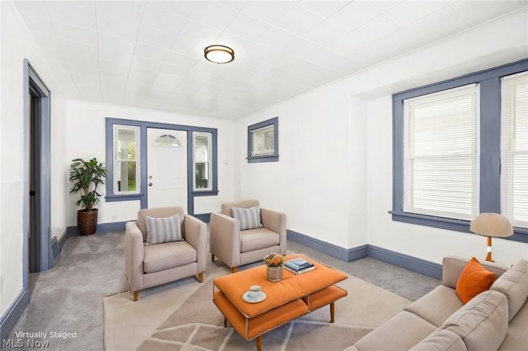 961 Wyley Avenue, Akron, OH - Photo 8