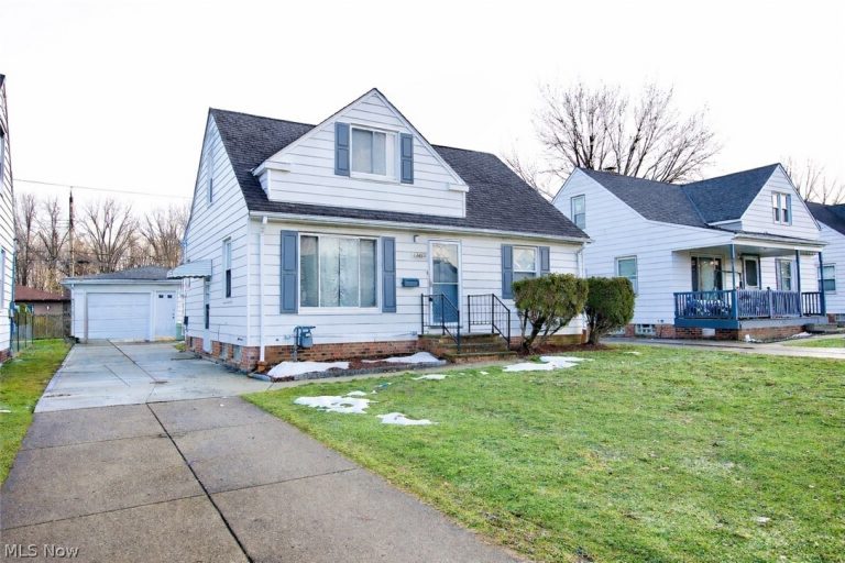 13410 Hathaway Road, Garfield Heights, OH - Photo 2