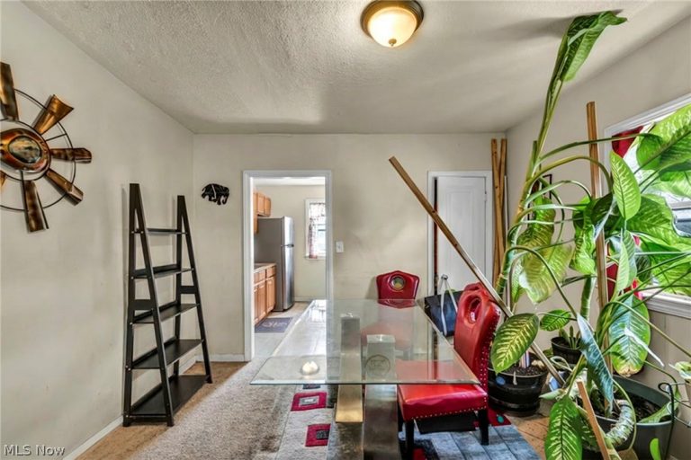 12827 Kirton, Cleveland, OH - Photo 8