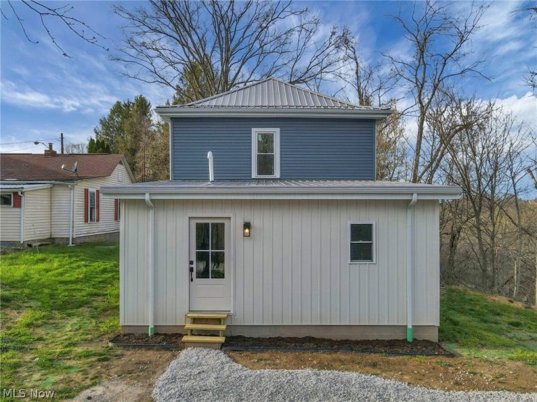 118 Conner Avenue, Senecaville, OH - Photo 4